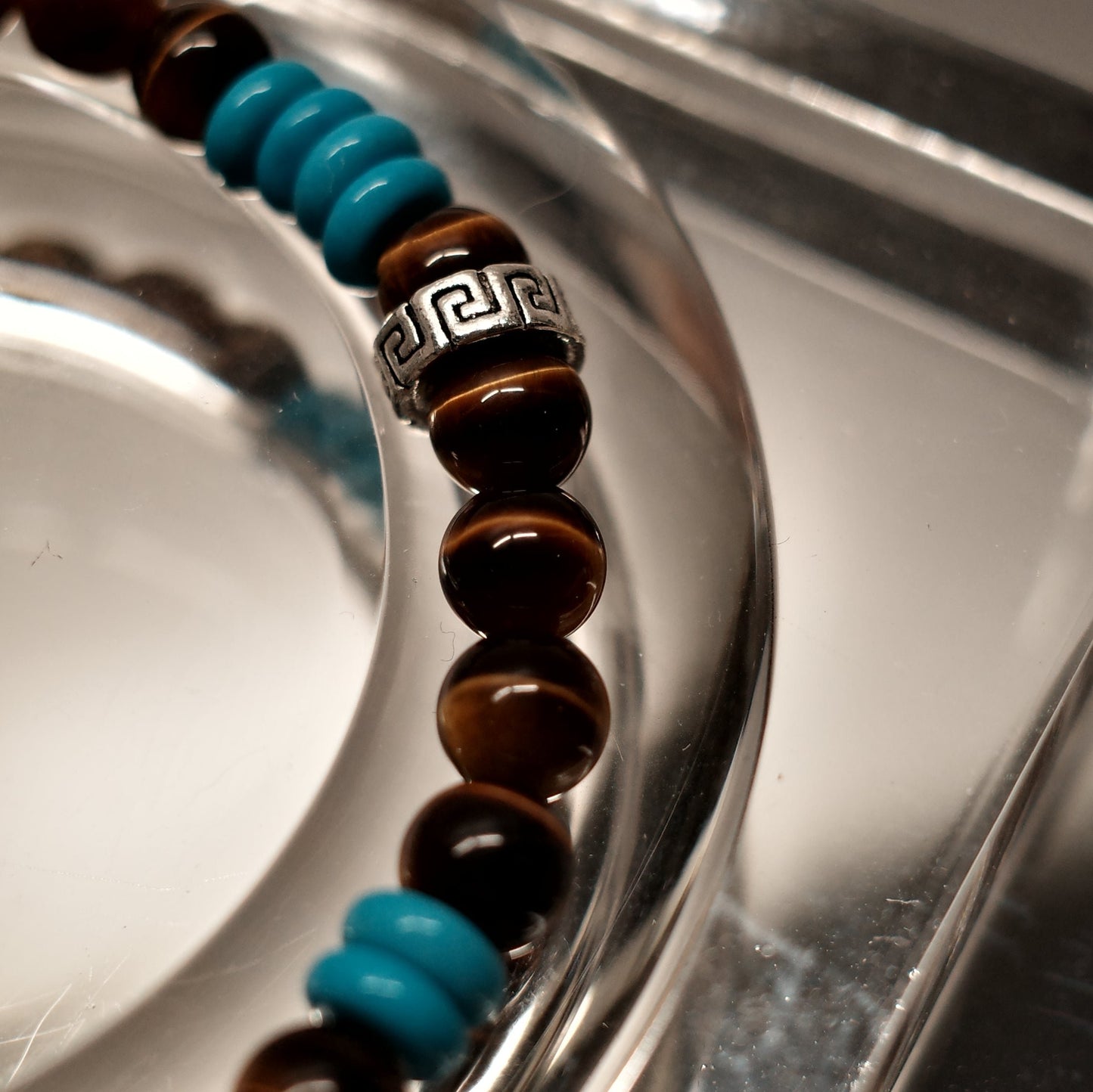 Tiger Pine Guardian-Tiger‘s eye(6mm)